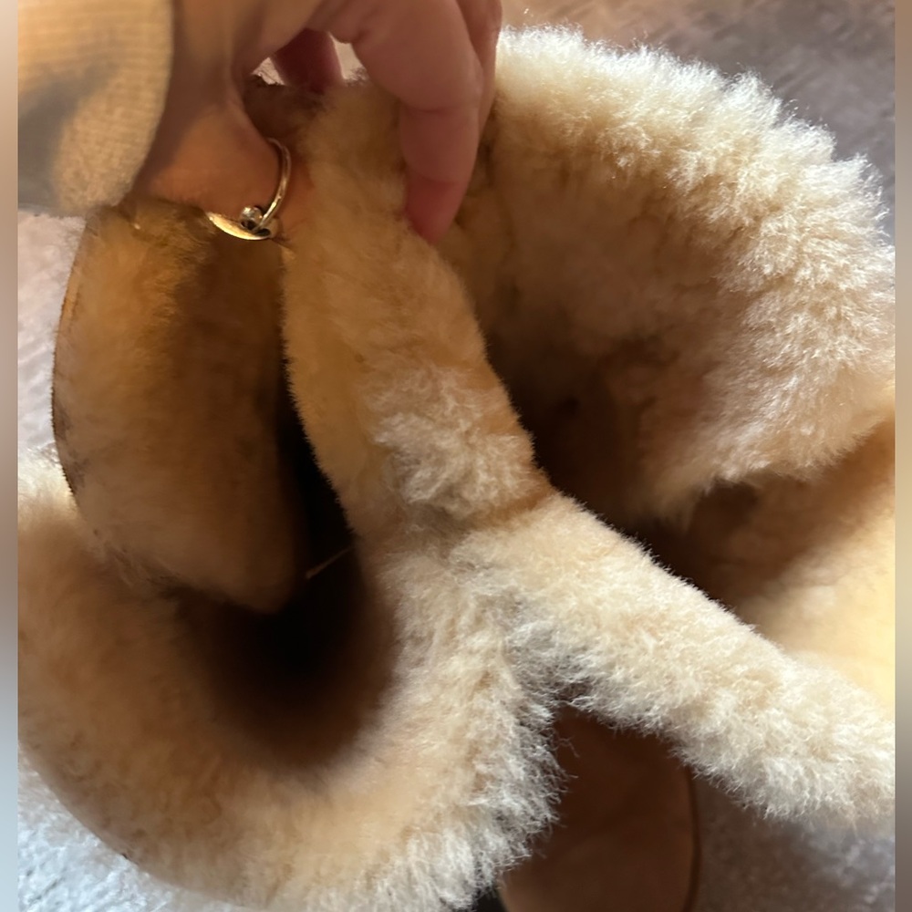 Ugg Bailey Button Boot Tall In Chestnut Size 9 - image 6